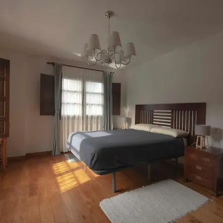 Llanes: Casa Azul De *