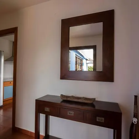 Llanes: Casa Azul De بيت للعطل