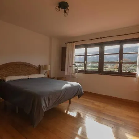 Llanes: Casa Azul De *